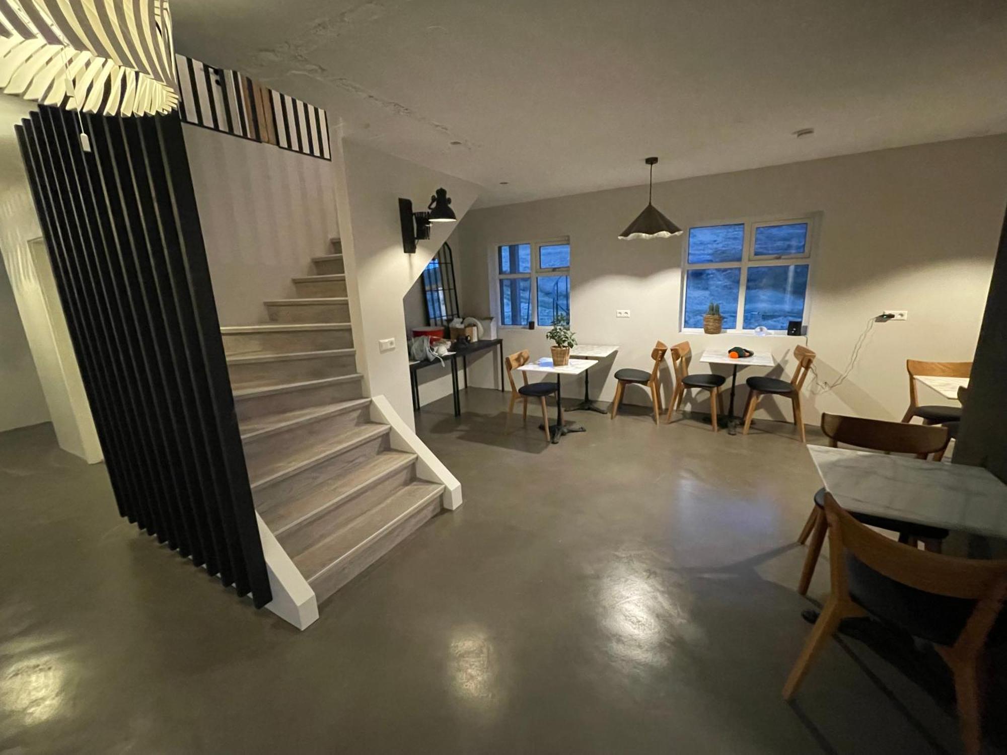 Lindarholl Guesthouse Stori-Bakki ภายนอก รูปภาพ