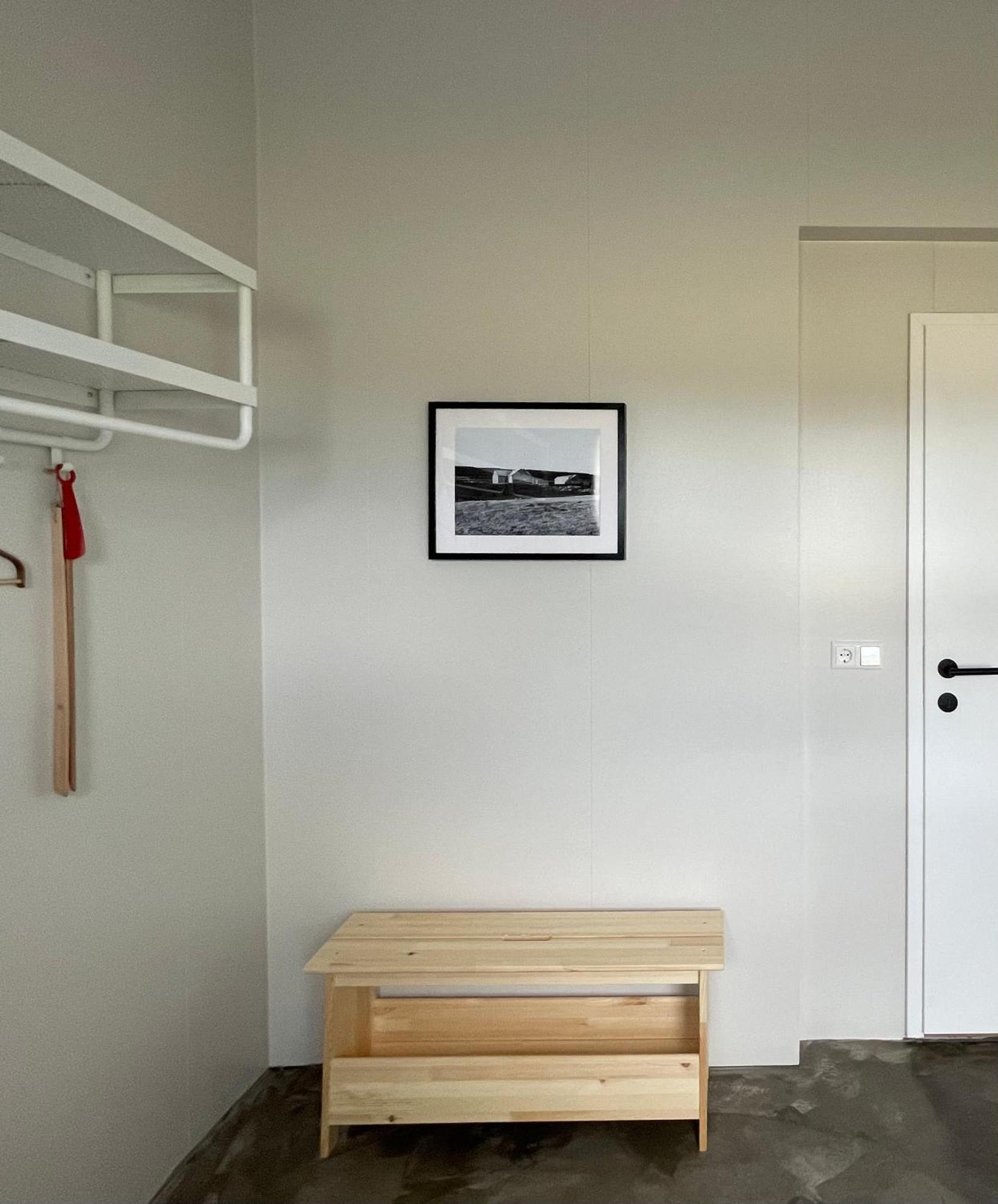 Lindarholl Guesthouse Stori-Bakki ภายนอก รูปภาพ